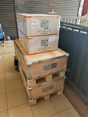 Grade a 10kwh 48v(200ah) LiFE P04 Battery (Lithium)
