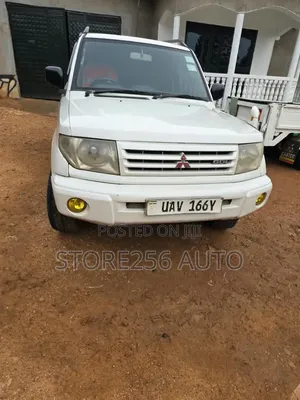 Mitsubishi Pajero IO 1998 White