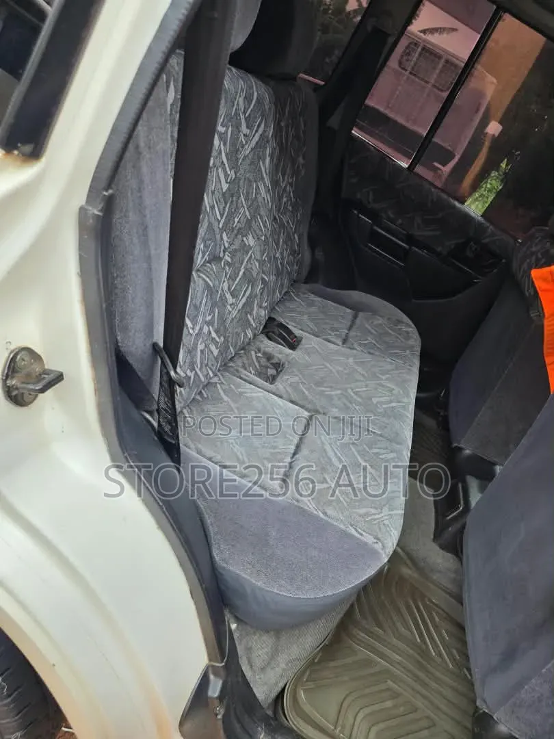 Mitsubishi Pajero IO 1998 White