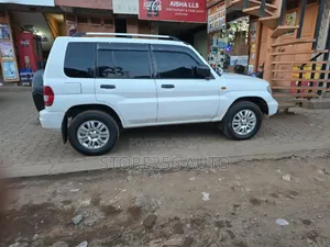 Mitsubishi Pajero IO 1998 White