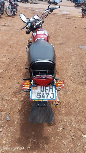 Bajaj Boxer 100 2022 Red
