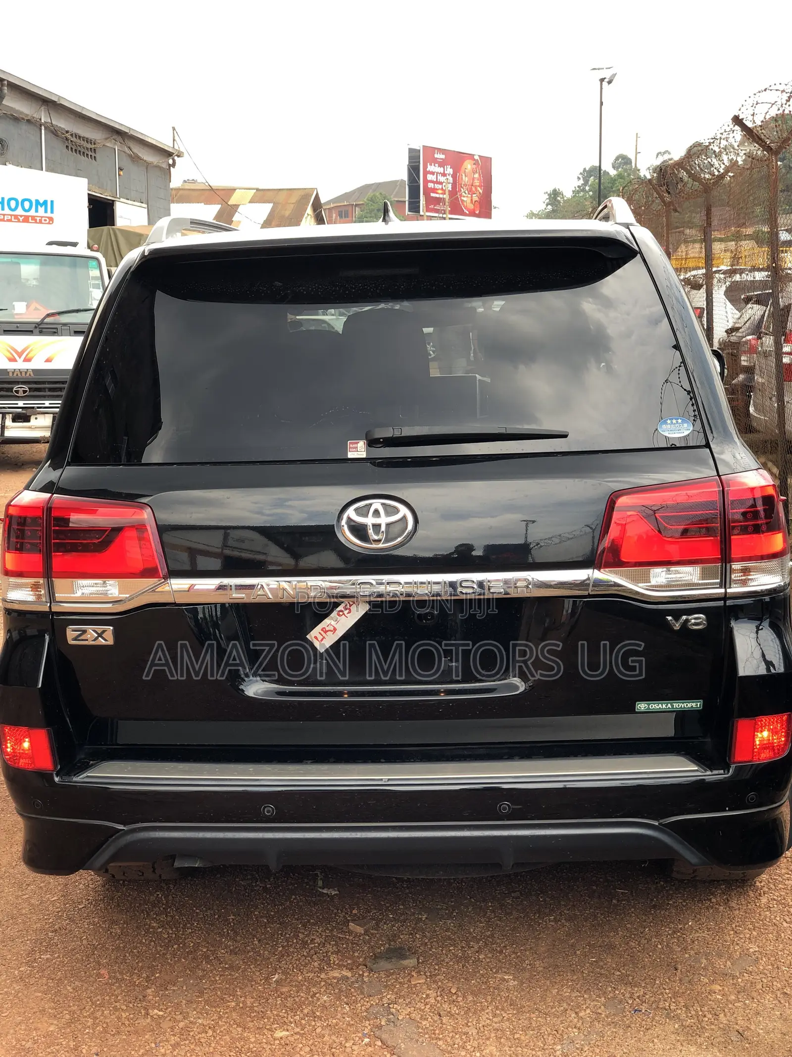 Toyota Land Cruiser 4.6 V8 ZX 2017 Black