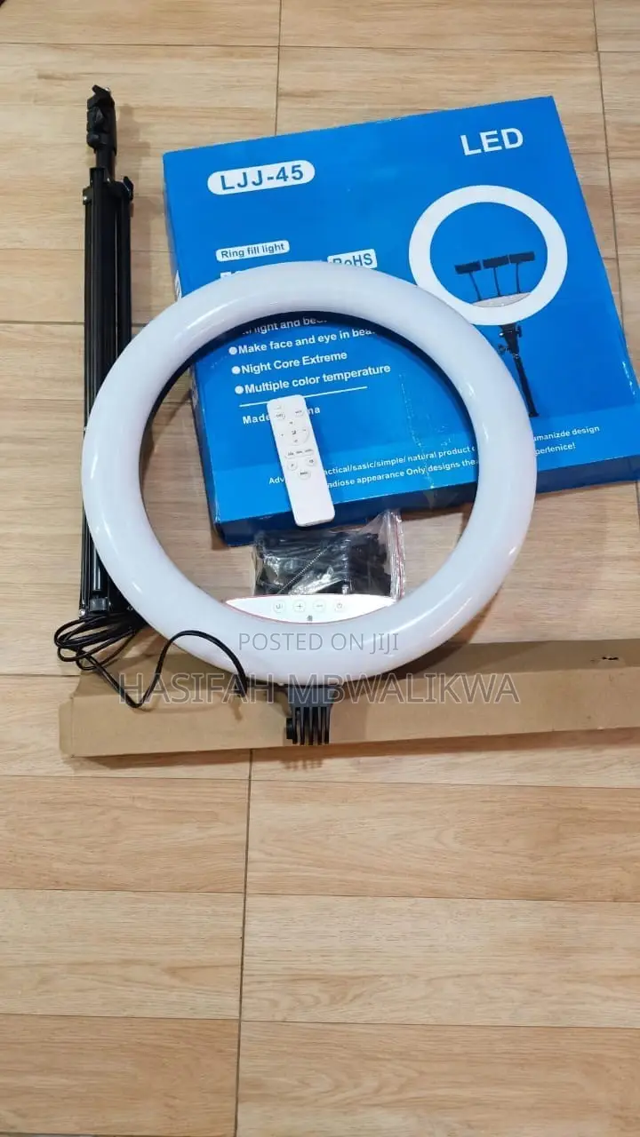 18” Inch Ringlight With Stand