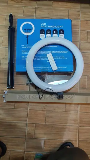18” Inch Ringlight With Stand