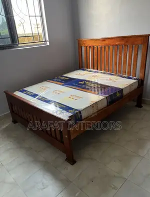 5by6 Beautiful Solid Wood Bed Frame in Excellent