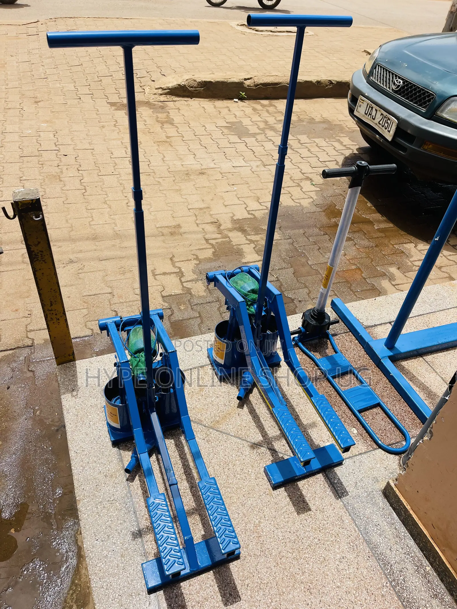 Brandnew Manual Blue Original Foot Water Pump 200meters