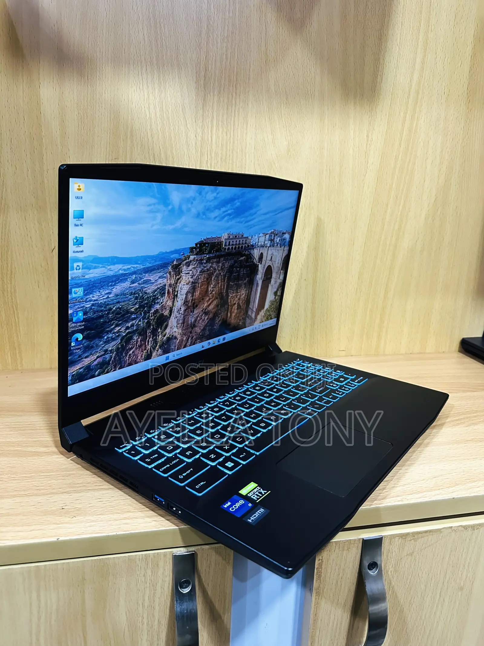 New Laptop MSI Katana GF66 16GB Intel Core i7 SSD 512GB