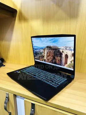 New Laptop MSI Katana GF66 16GB Intel Core i7 SSD 512GB