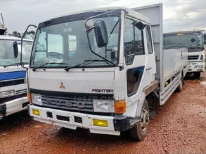 Fuso Fighter 4ton Big Head With Engine Number 6D16