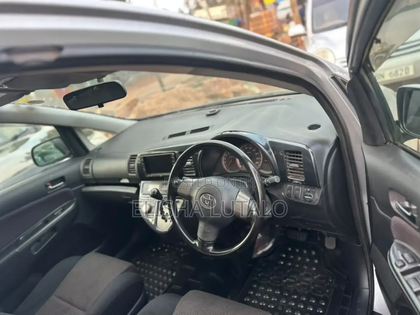 Toyota Wish 2003 Silver