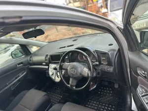 Toyota Wish 2003 Silver