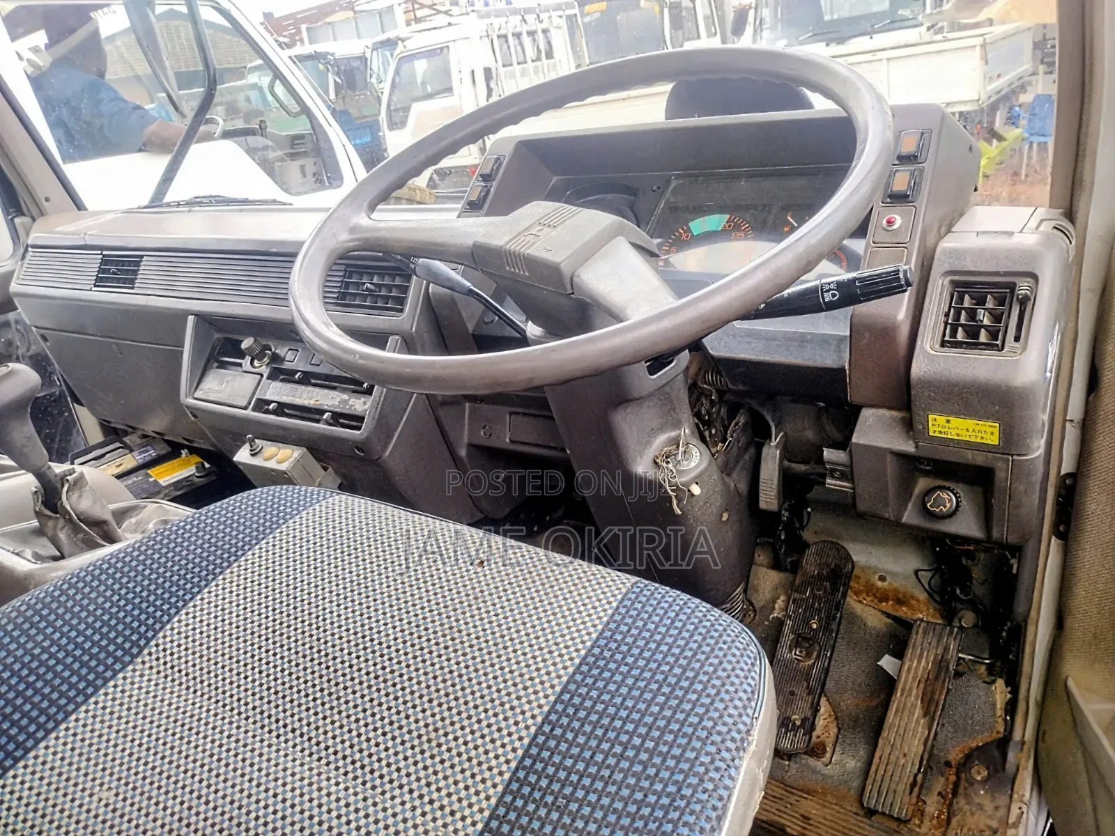 Fuso Fighter 4ton Big Head With Engine Number 6D16
