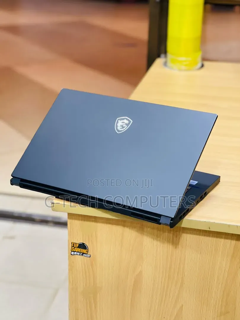 New Laptop MSI GS66 Stealth 10SGS 16GB Intel Core i7 SSD 512GB