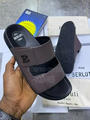 Rich Vibes Sandals