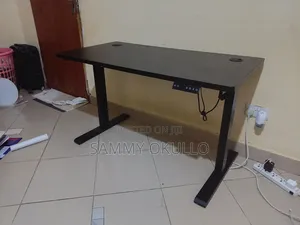 Adjustable Electric Table
