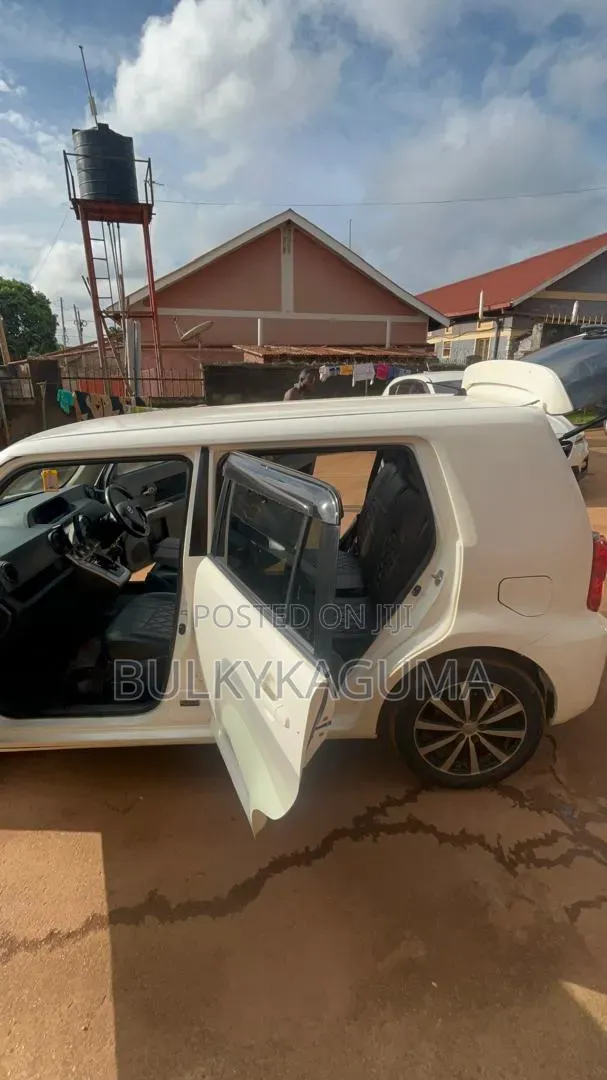 Toyota Rumion 1.5 FWD 2023 White