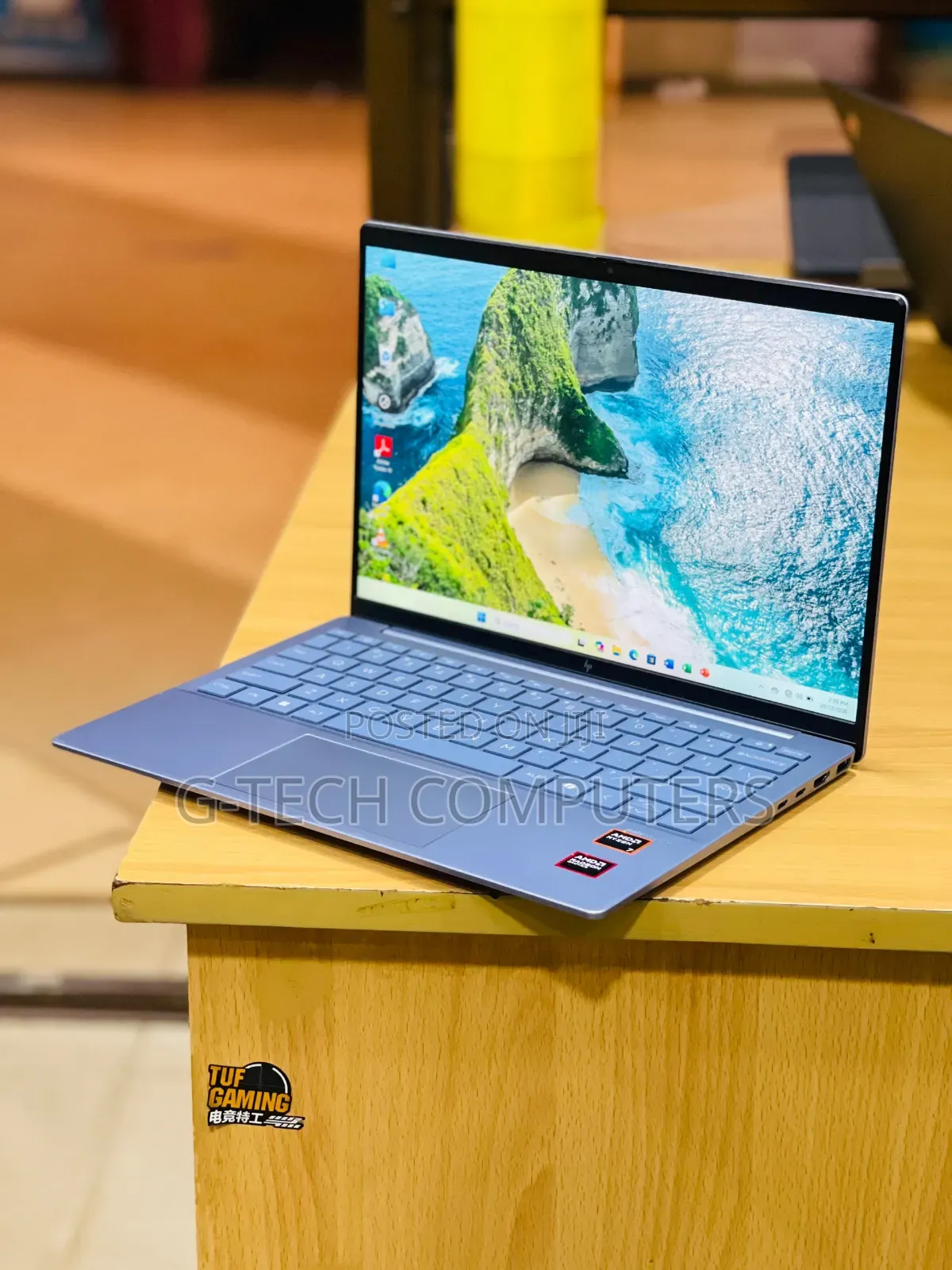 New Laptop HP Pavilion 13 16GB AMD Ryzen 7 SSD 1T