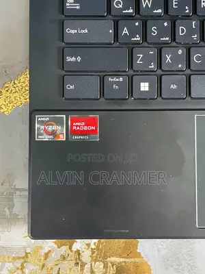 Laptop Asus Vivobook Go 15 8GB AMD Ryzen 5 SSD 512GB