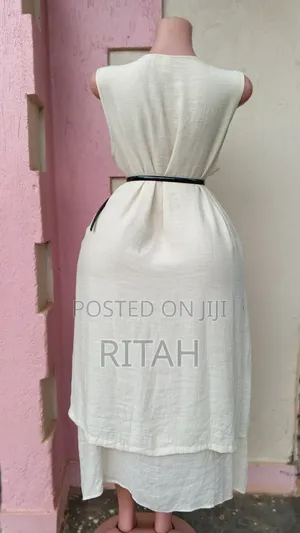 Elegant White Sleeveless Midi Dress