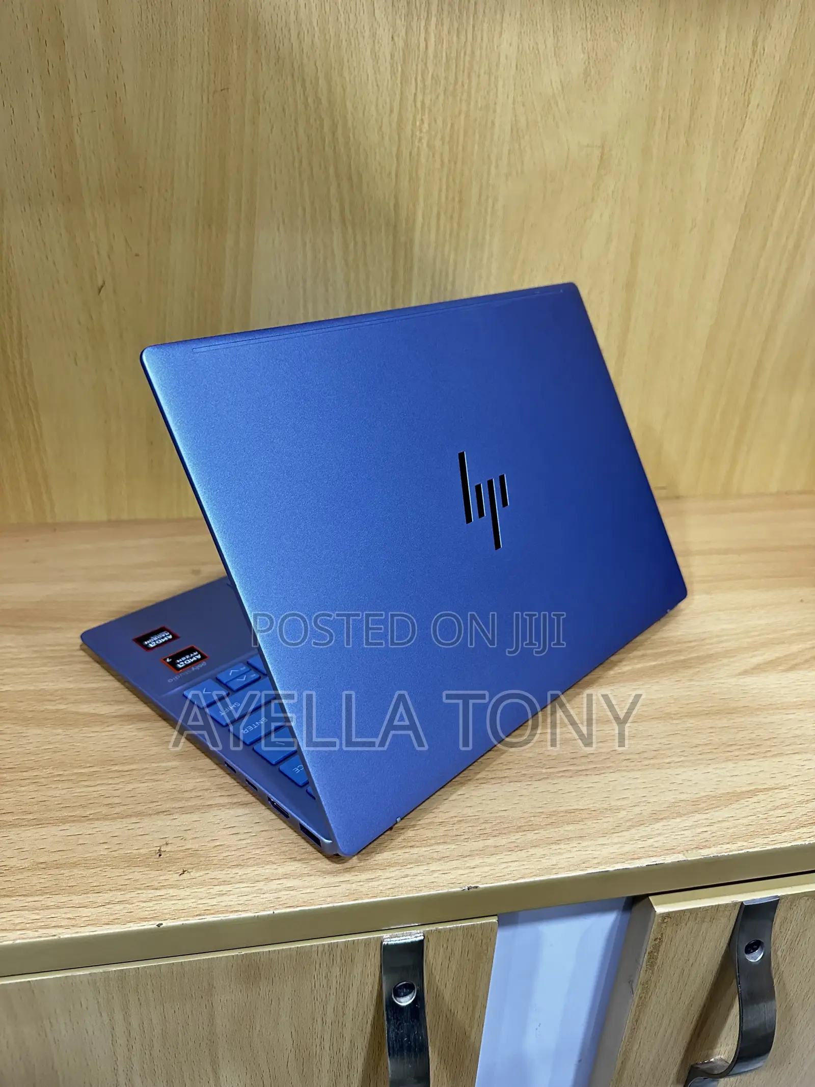New Laptop HP Pavilion 13 16GB AMD Ryzen 7 SSD 1T
