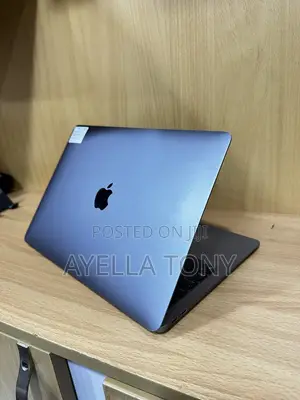 New Laptop Apple MacBook Air 2020 8GB Apple M1 SSD 256GB