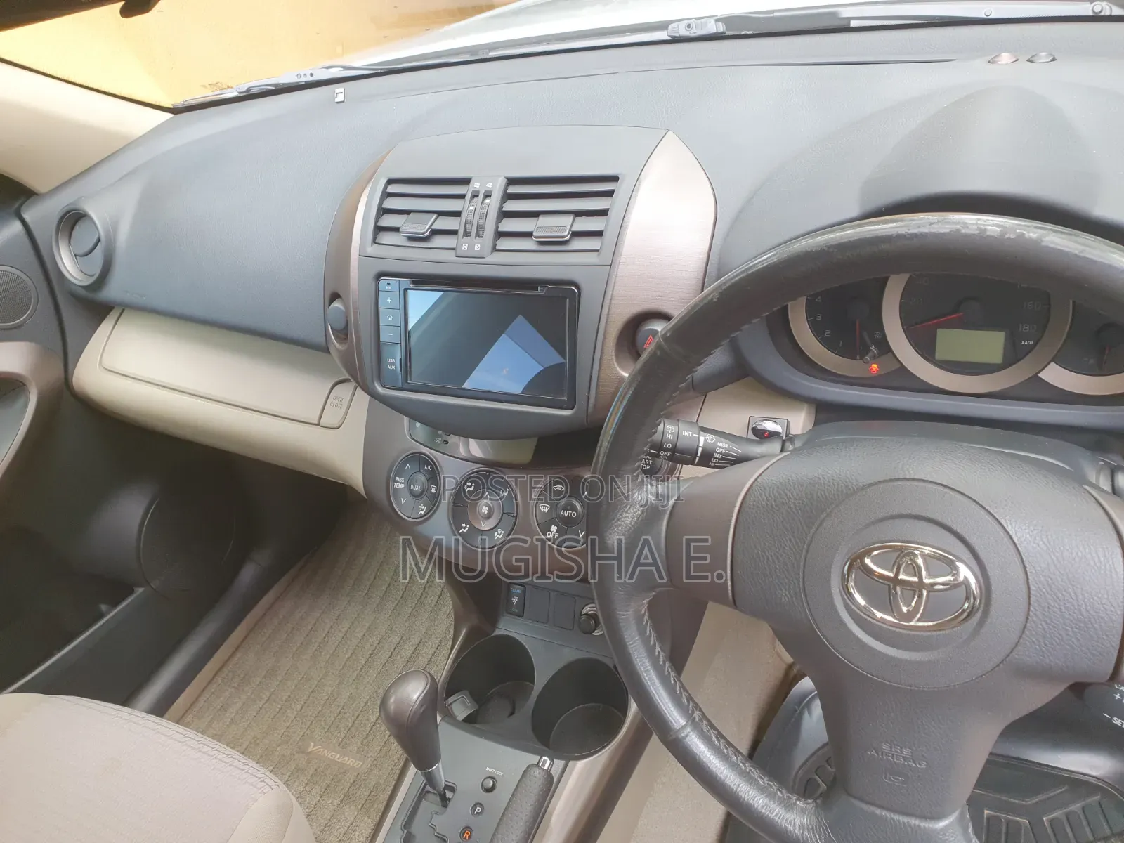 Toyota Vanguard 2008 Gray