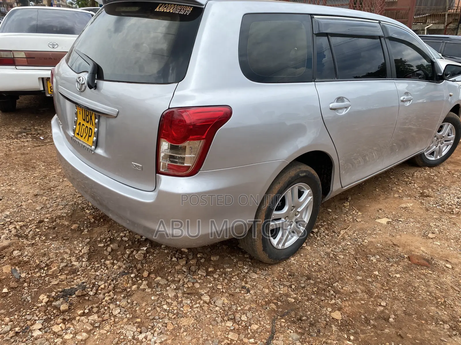 Toyota Corolla Fielder 2009 Silver