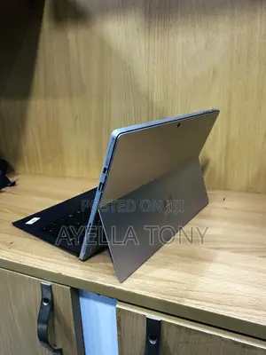 New Laptop Microsoft Surface Pro 6 16GB Intel Core i5 SSD 256GB