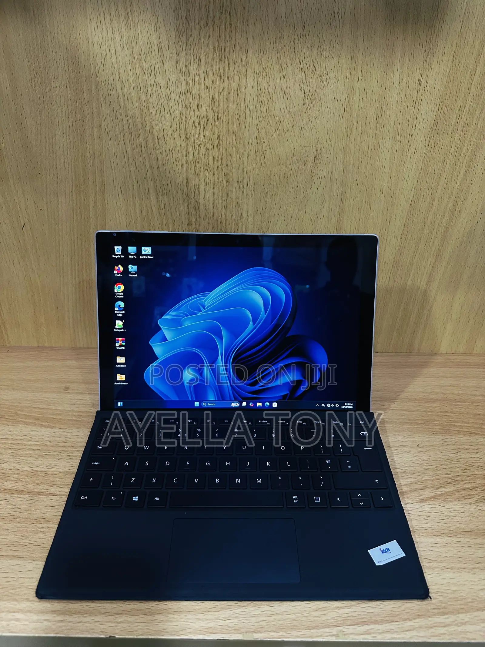 New Laptop Microsoft Surface Pro 6 16GB Intel Core i5 SSD 256GB