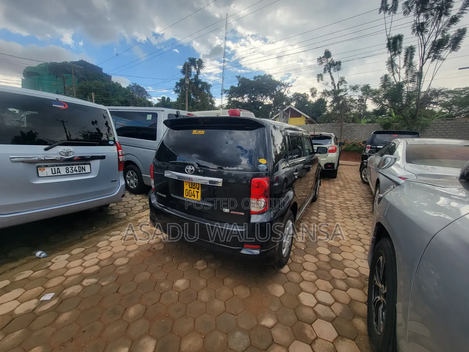 Toyota Corolla Rumion 2010 Black