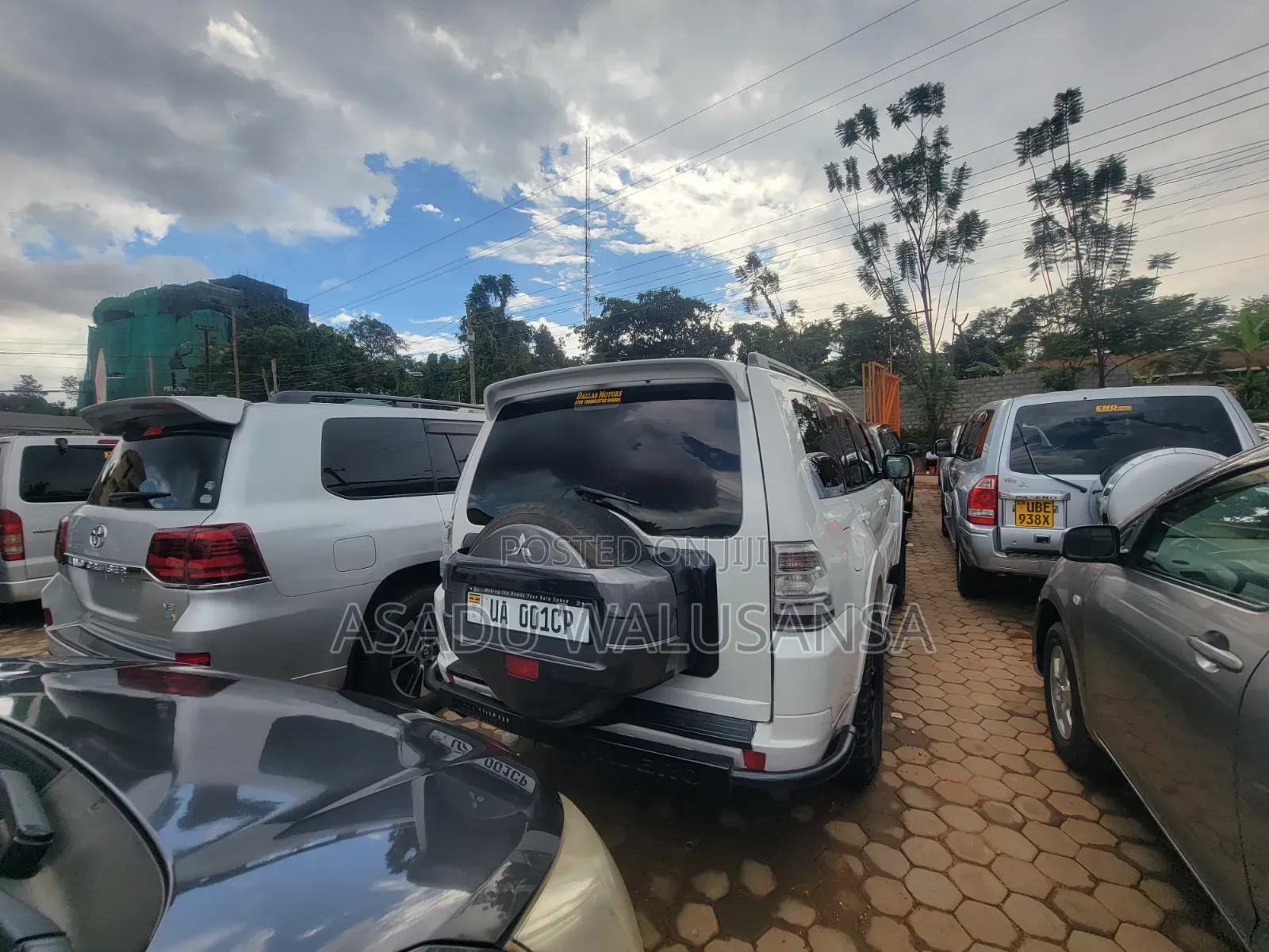 Mitsubishi Pajero 2012 White