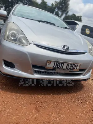 Toyota Wish 2006 Silver