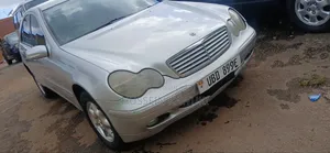 Mercedes-Benz C200 2007 Silver