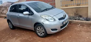 Toyota Vitz 2006 Silver