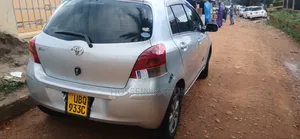 Toyota Vitz 2006 Silver