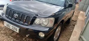 Toyota Kluger 2004 Black