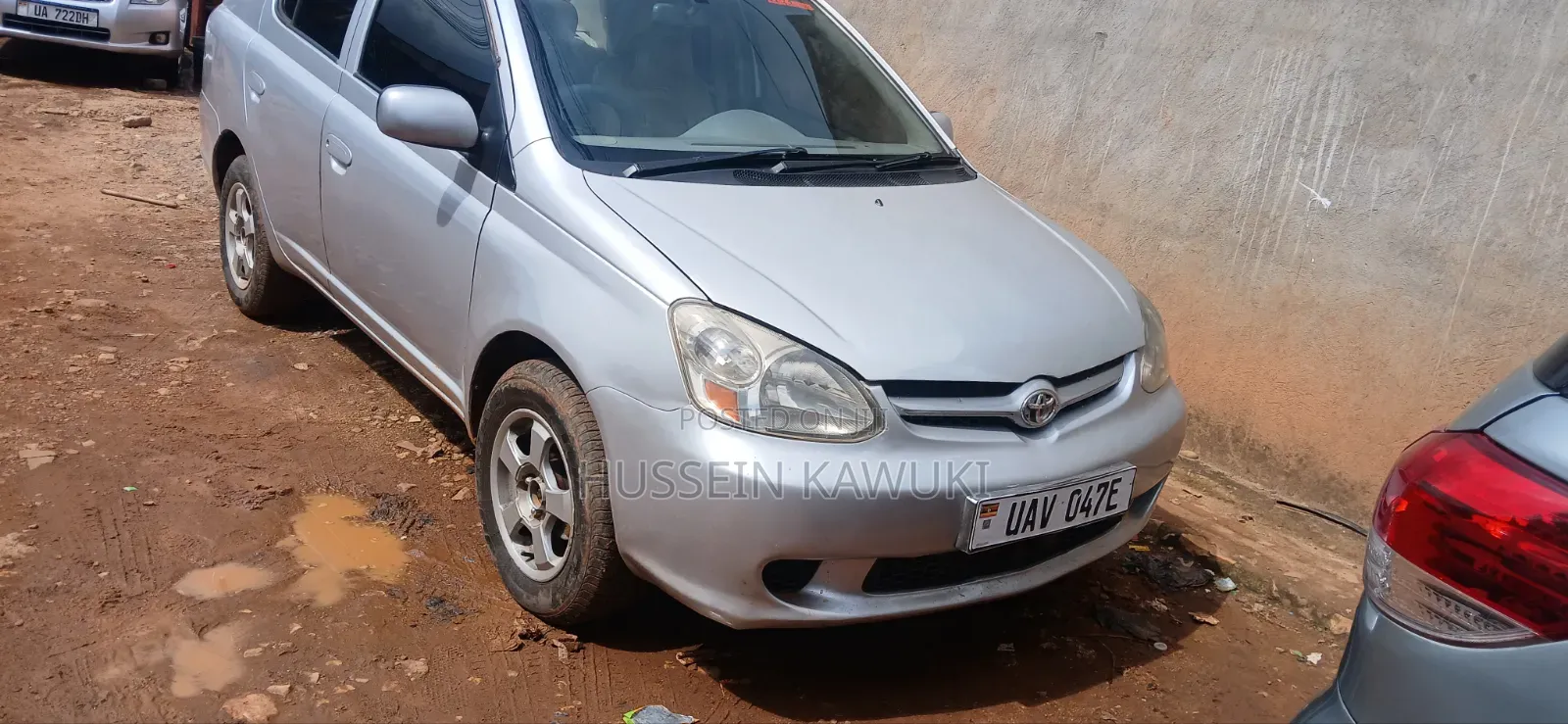 Toyota Platz 2001 Silver