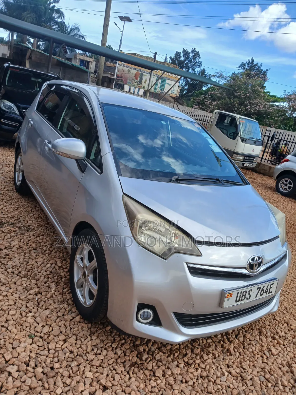 Toyota Verso 1.6 2015 Silver