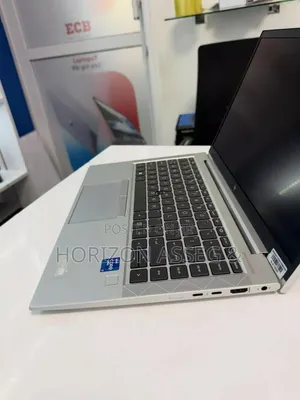 New Laptop HP EliteBook 840 G8 8GB Intel Core i7 SSD 256GB