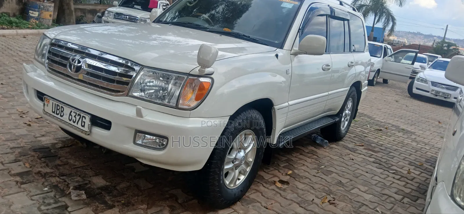 Toyota Land Cruiser 2004 White