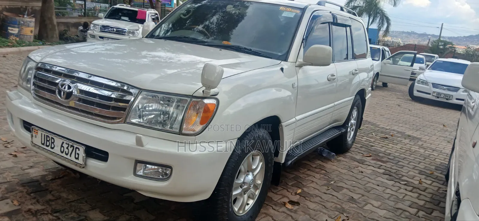 Toyota Land Cruiser 2004 White