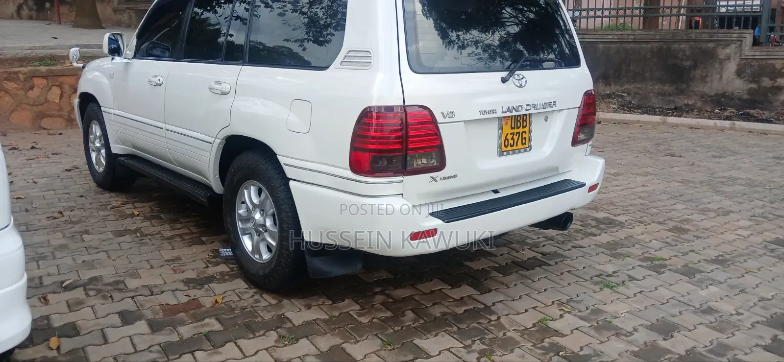 Toyota Land Cruiser 2004 White