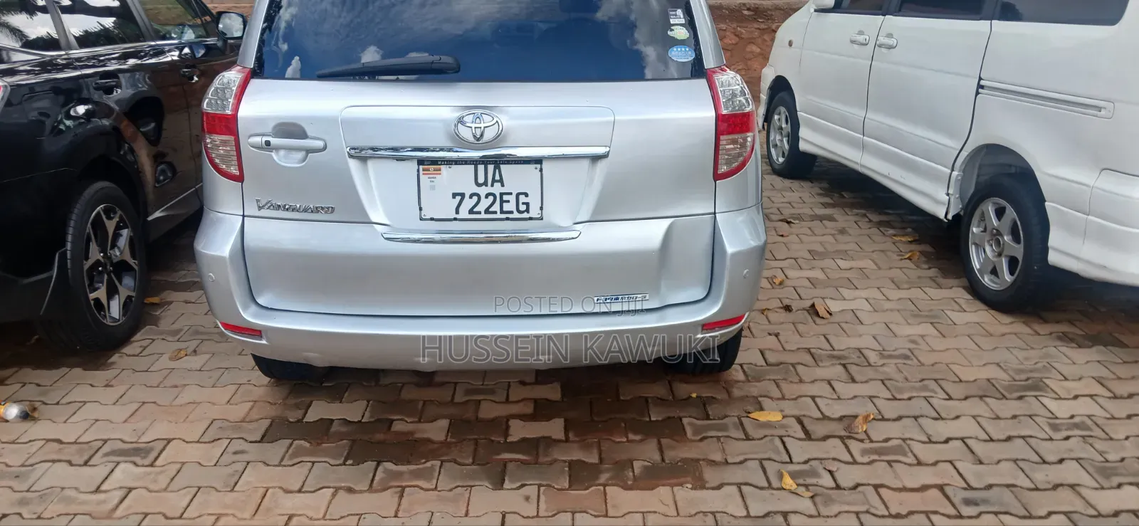 Toyota Vanguard 2010 Silver