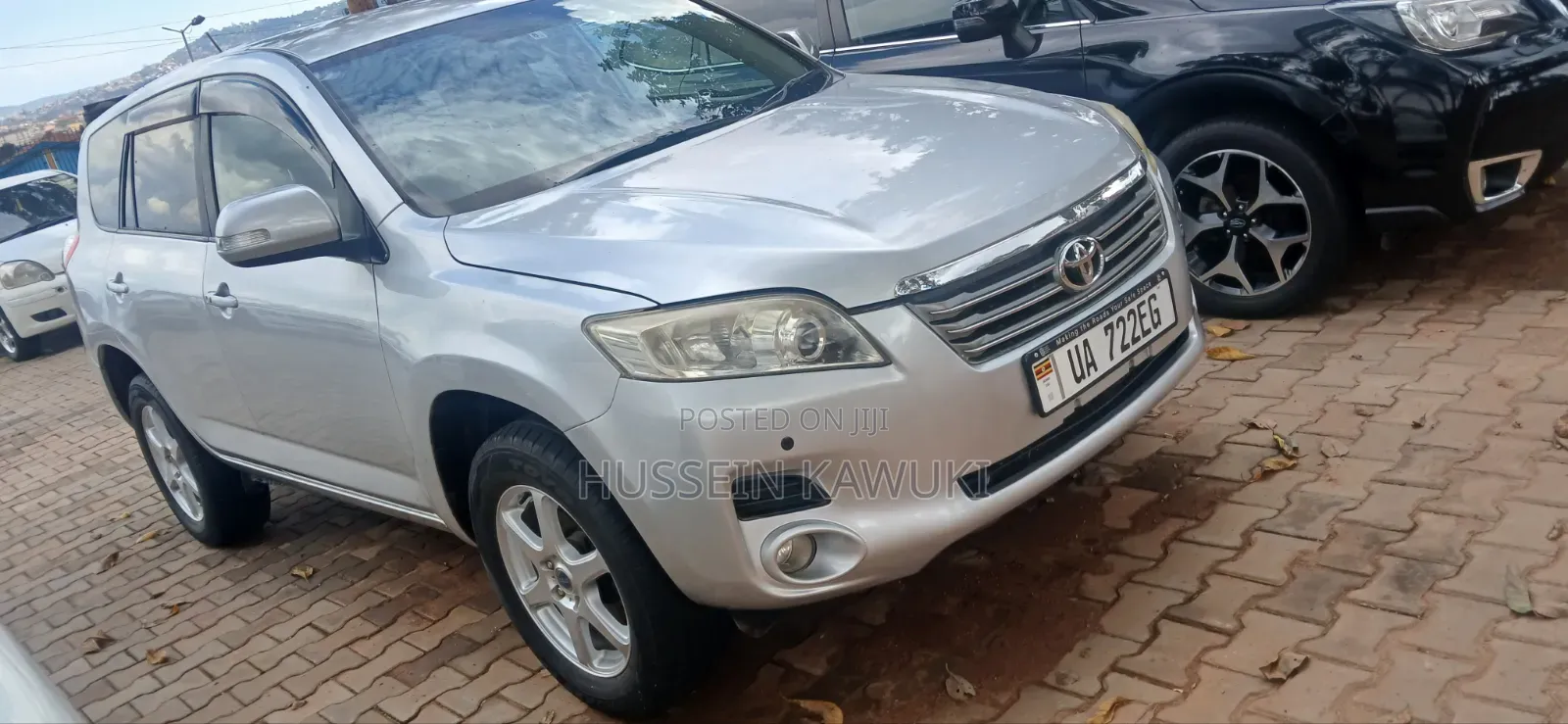 Toyota Vanguard 2010 Silver