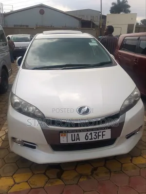 Toyota Wish 2013 White