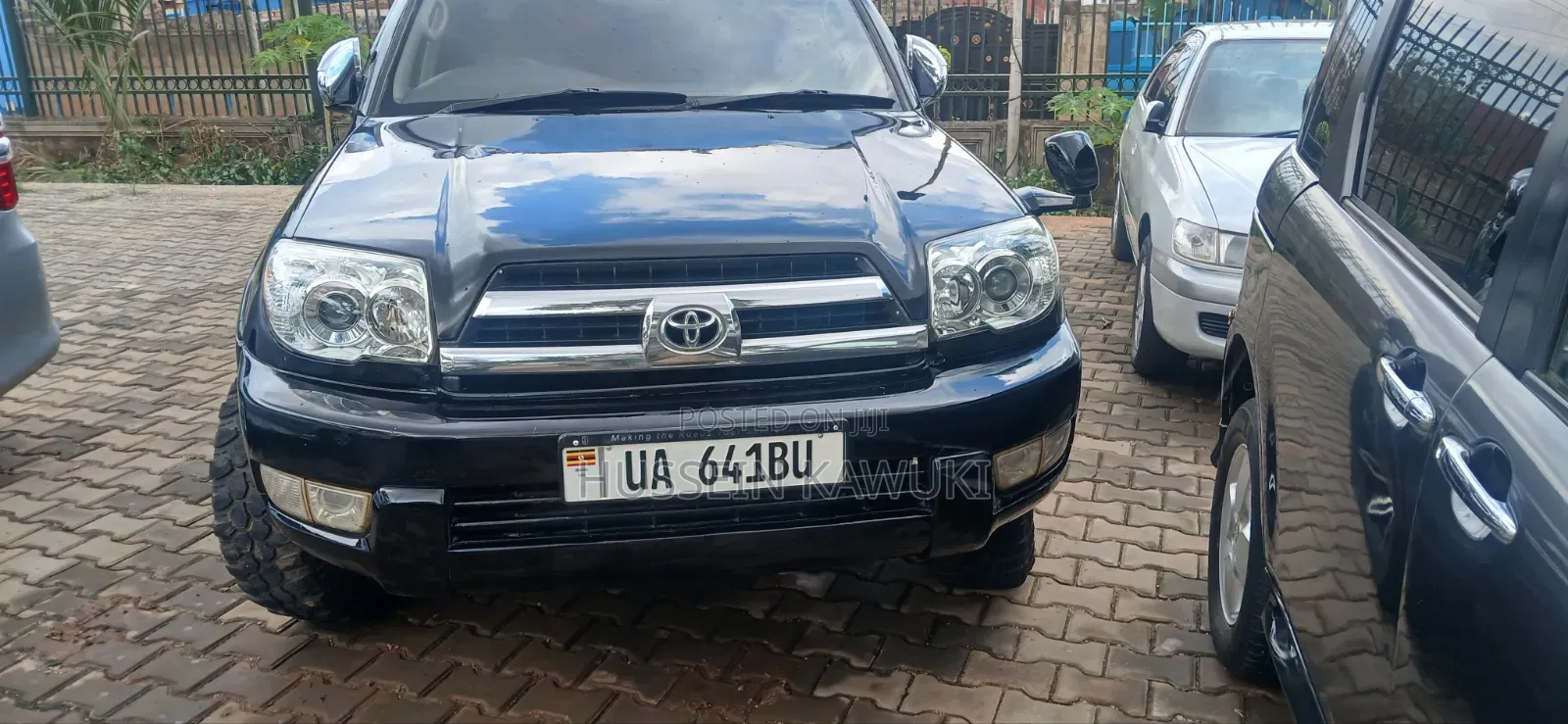 Toyota Hilux Surf 2009 Black