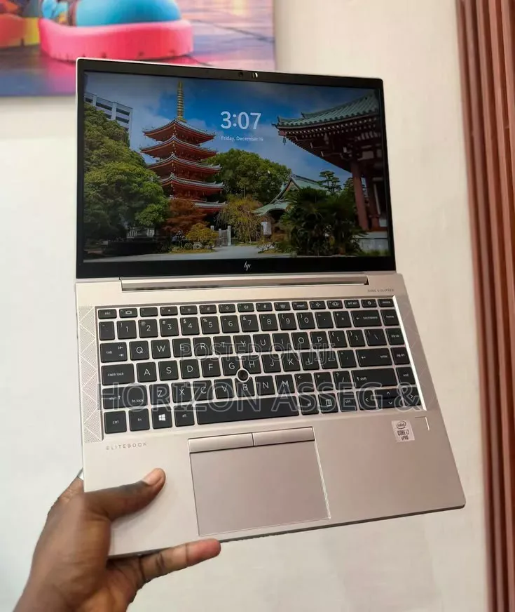 New Laptop HP EliteBook 840 G7 8GB Intel Core i7 SSD 256GB
