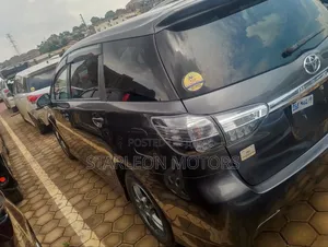 Toyota Wish 2014 Gray