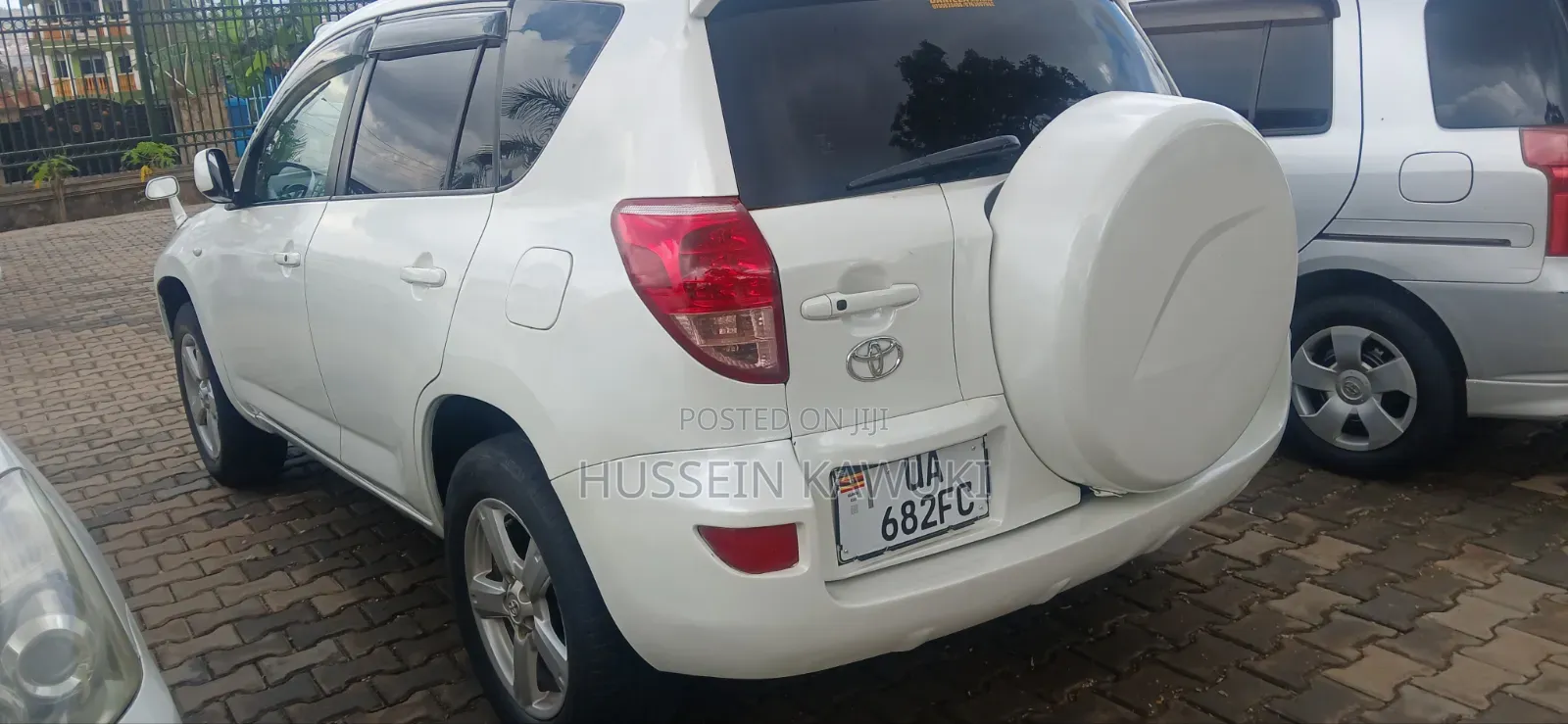 Toyota RAV4 2011 White
