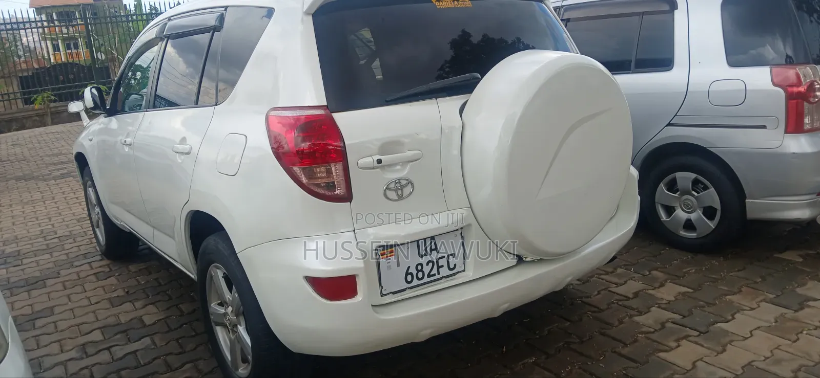 Toyota RAV4 2011 White